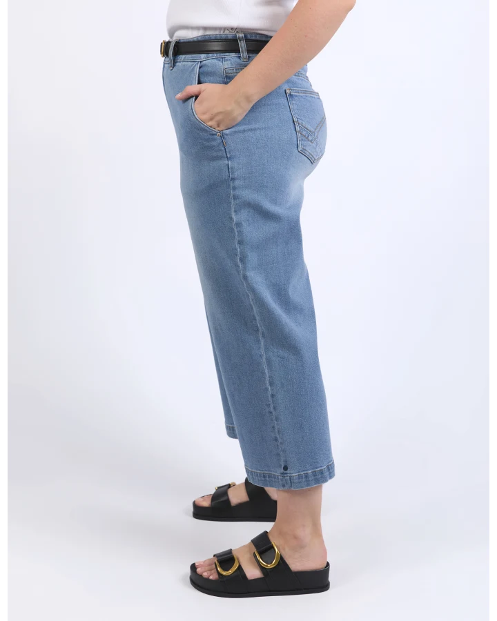 Sidney Cropped Jeans | Light Blue Wash