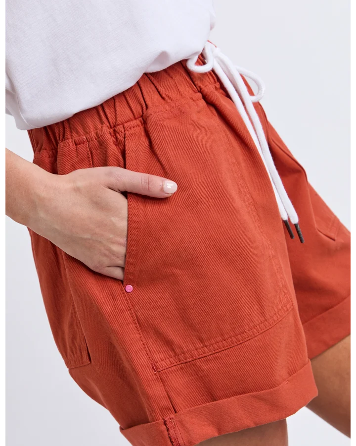 Emma Relaxed Short - Earth Brown