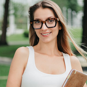 SOEK Unisex Magnifying Readers | Zahra Toffee