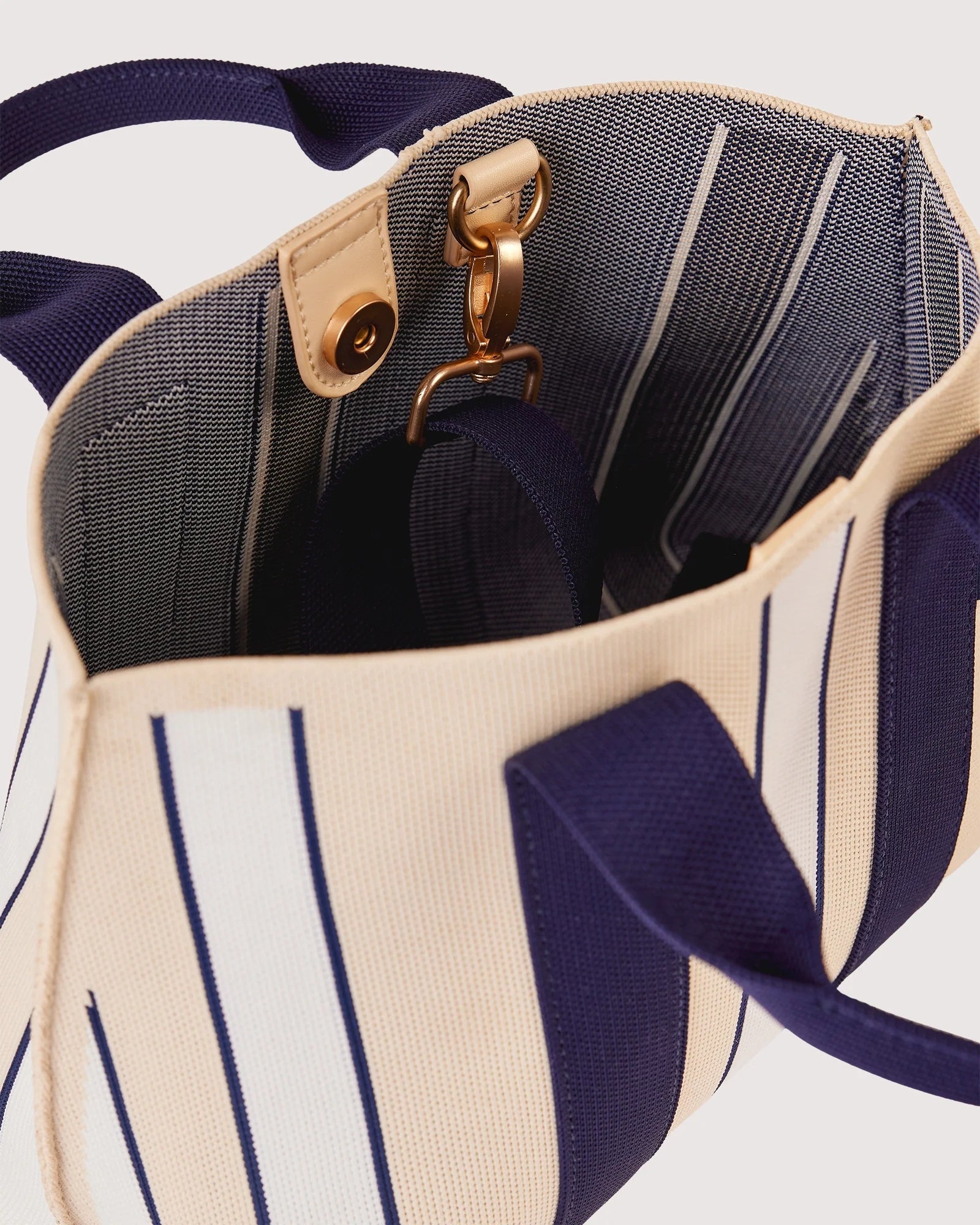 SMWR. Knitted Handbag | Meadow
