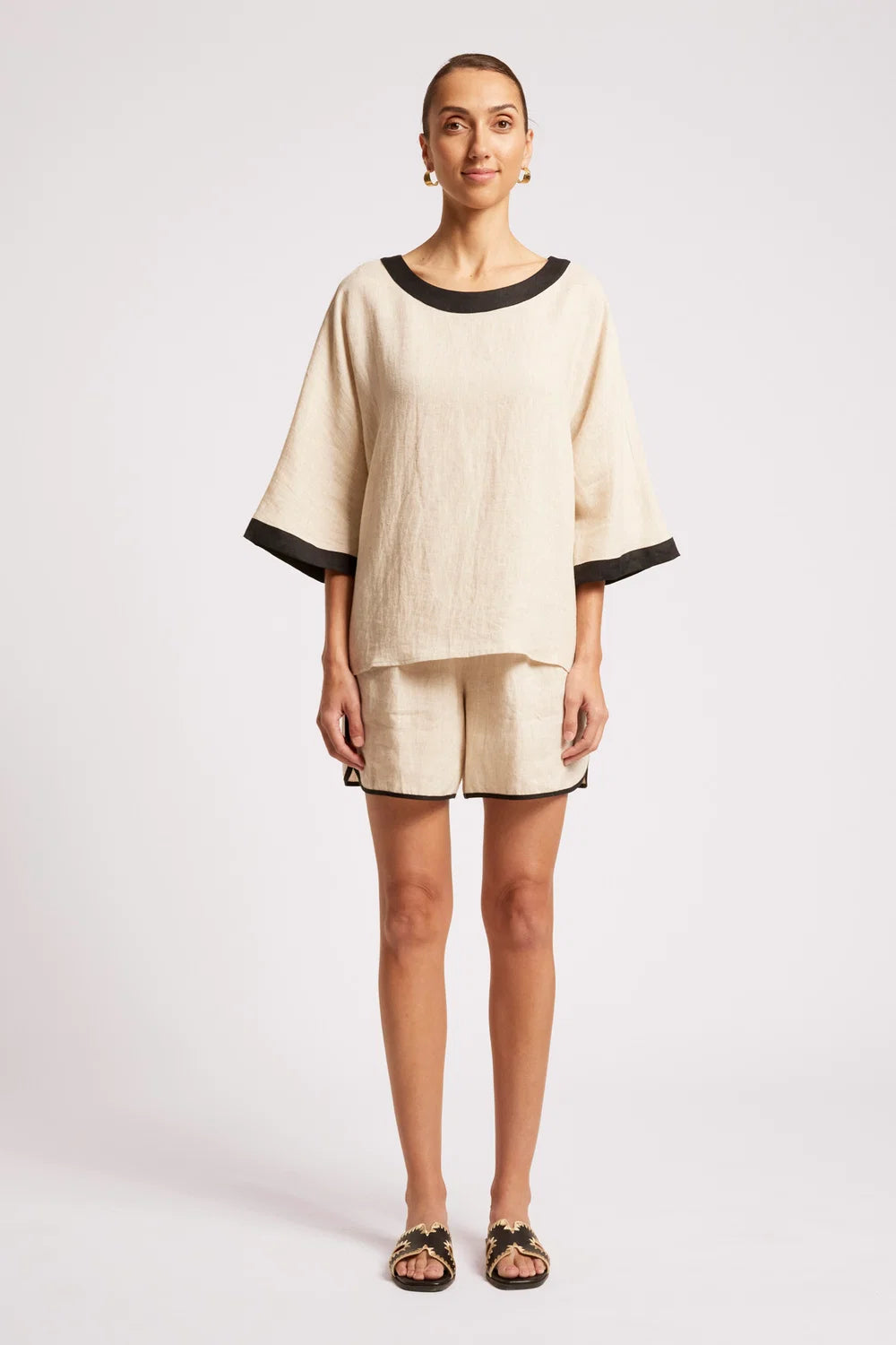 Maris Relaxed Splice Top | Tusk / Black