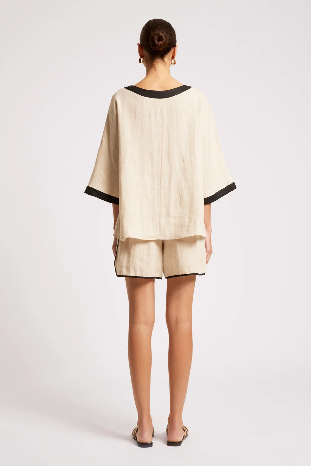 Maris Relaxed Splice Top | Tusk / Black