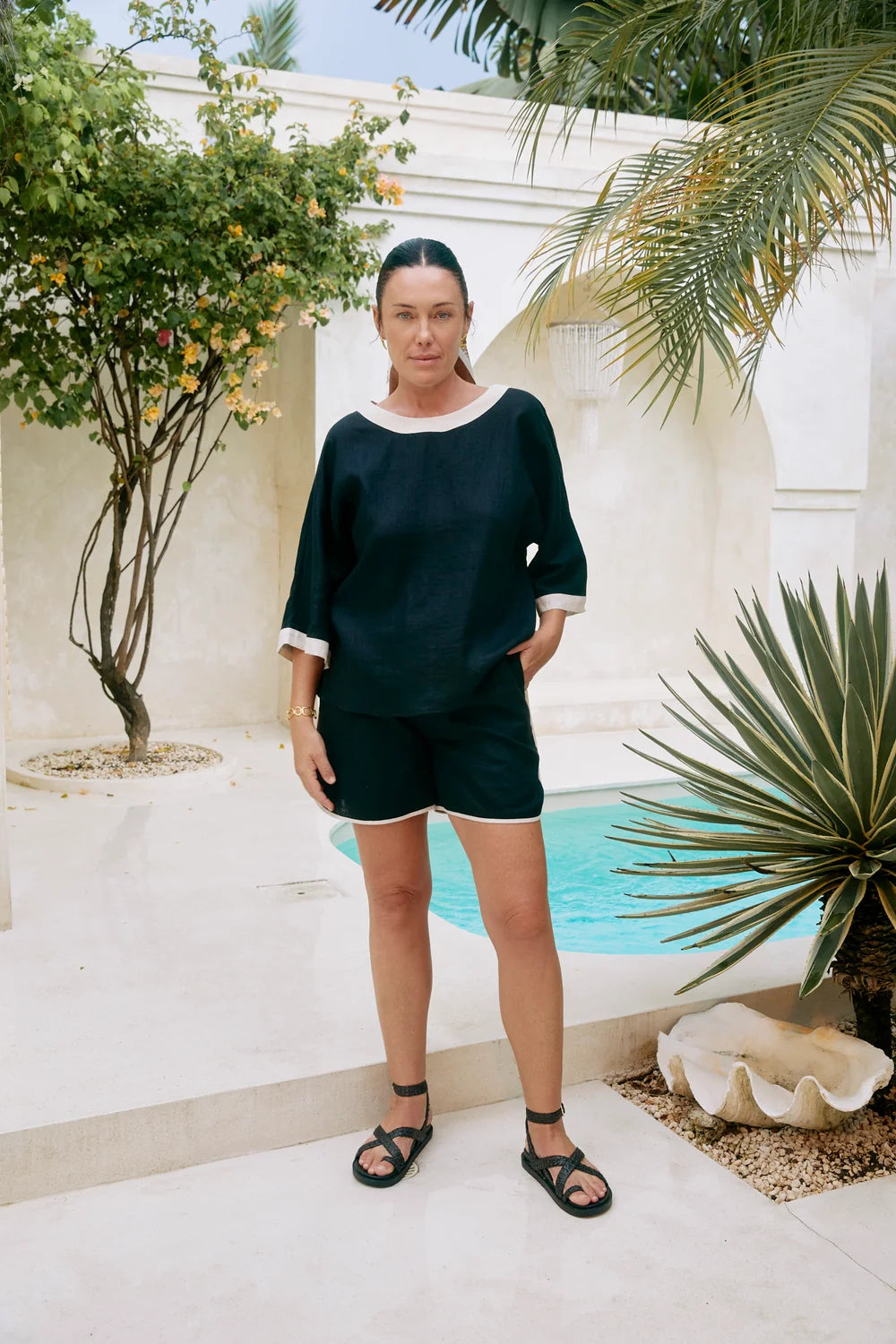 Maris Relaxed Splice Top | Black / Tusk