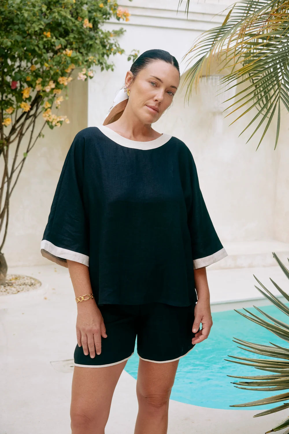 Maris Relaxed Splice Top | Black / Tusk