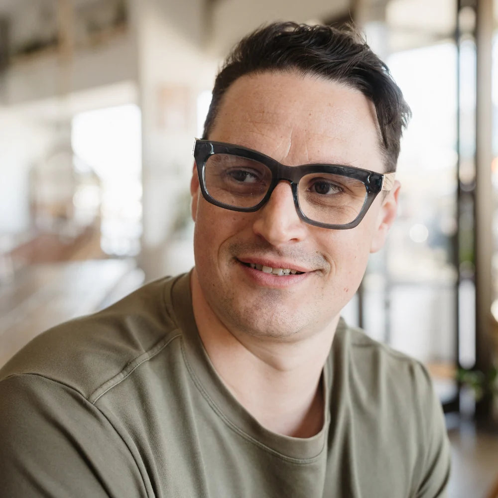 SOEK Unisex Magnifying Readers | Morgan Indigo