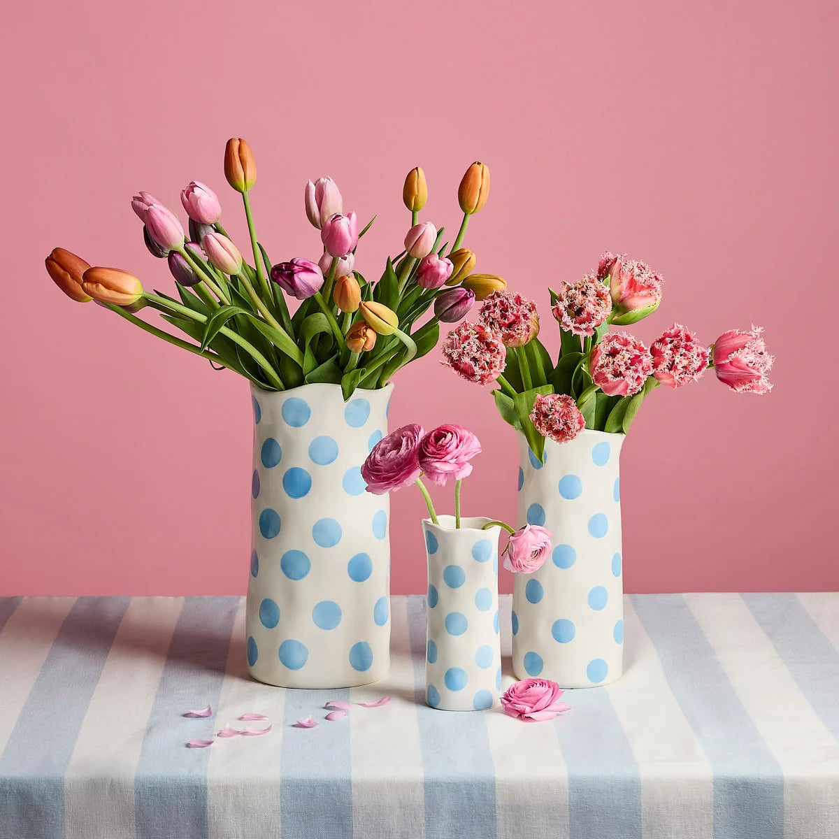 NOSS Medium Vase - Cornflower Blue Spot