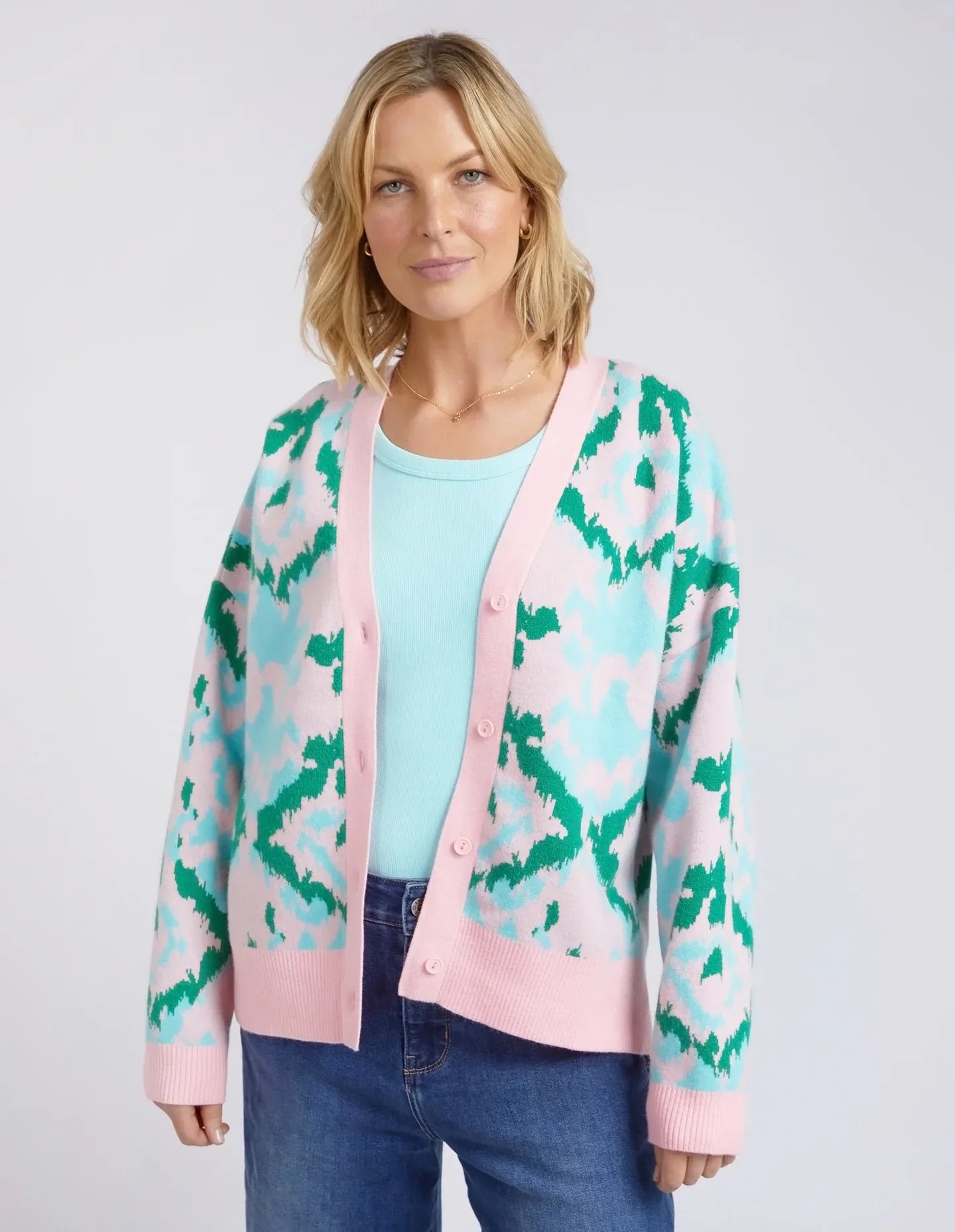 Janey Cardi