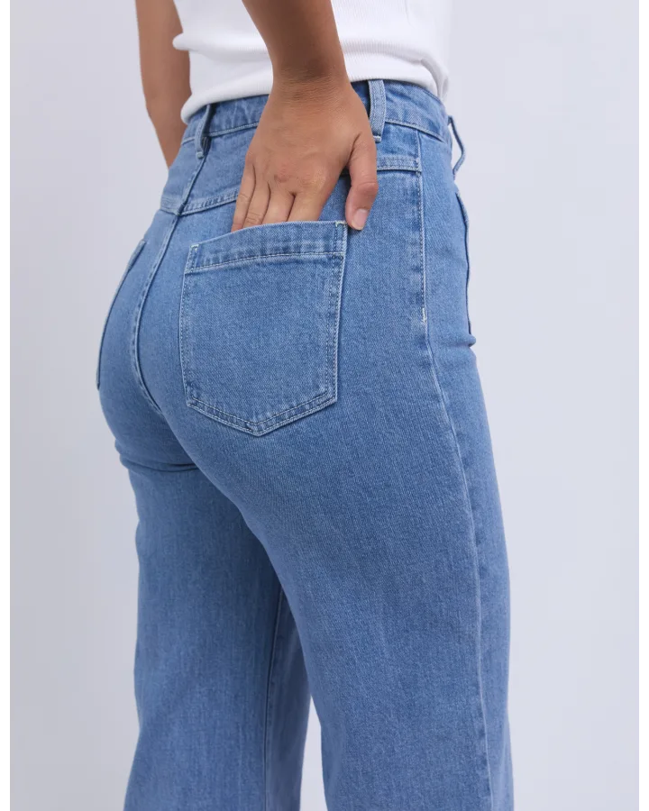 Sarah Crop Jean - Light blue