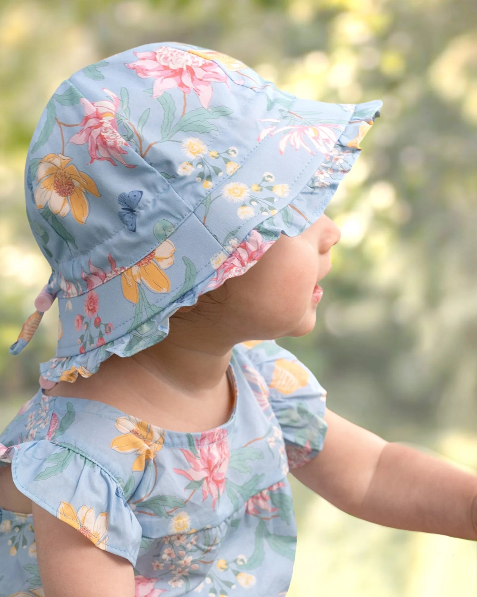 Bell Hat Matilda - Waratah Sky