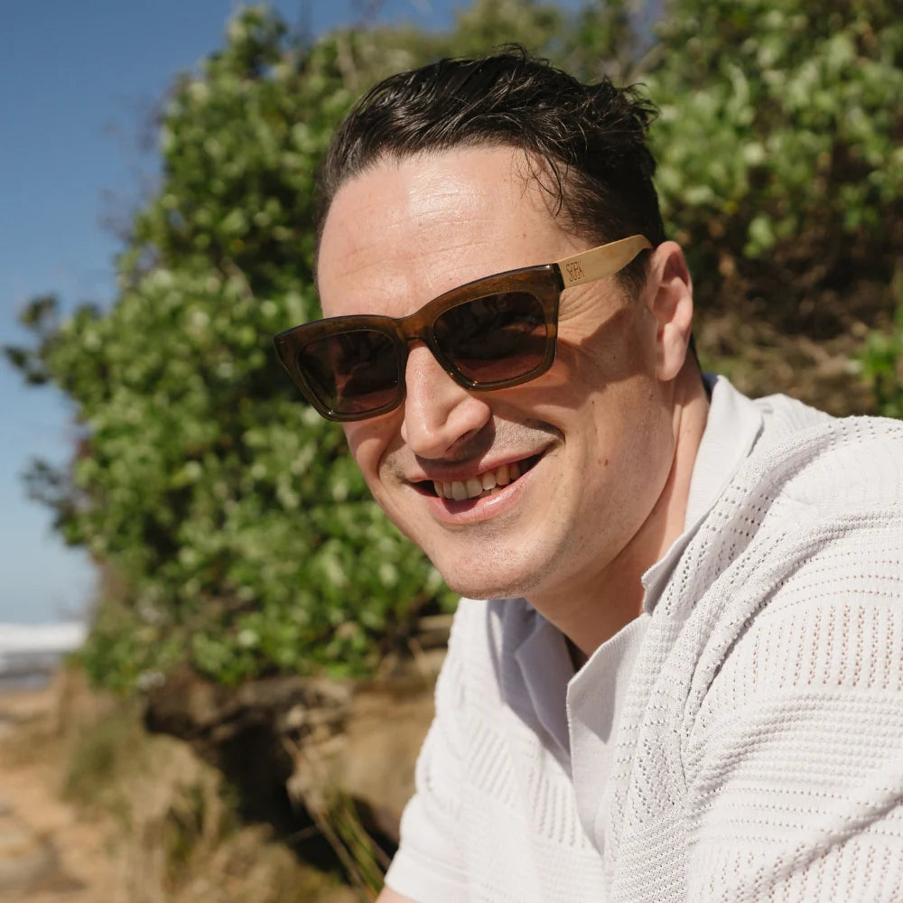 SOEK Sun Reader l Morgan Moss