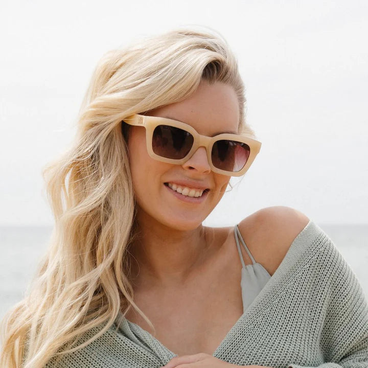 SOEK Sunglasses | Zahra Nude